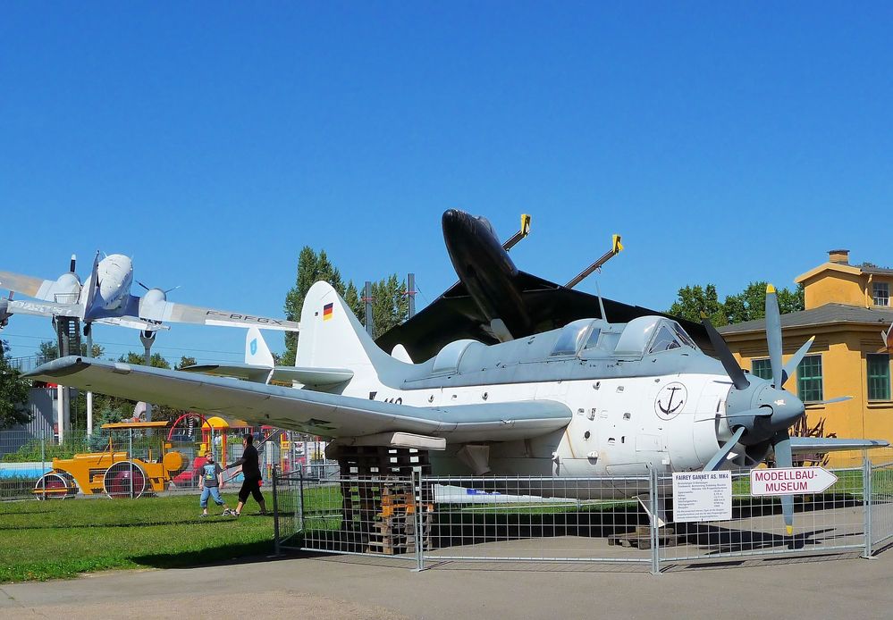 Fairey Gannet