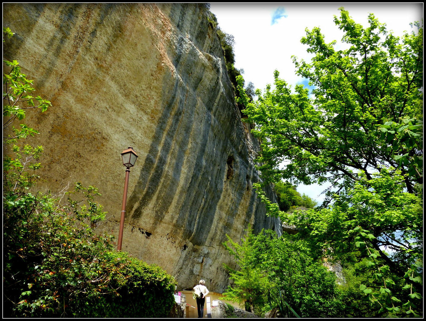 Falaise du Grand Roc -Exo-Ujuc . 