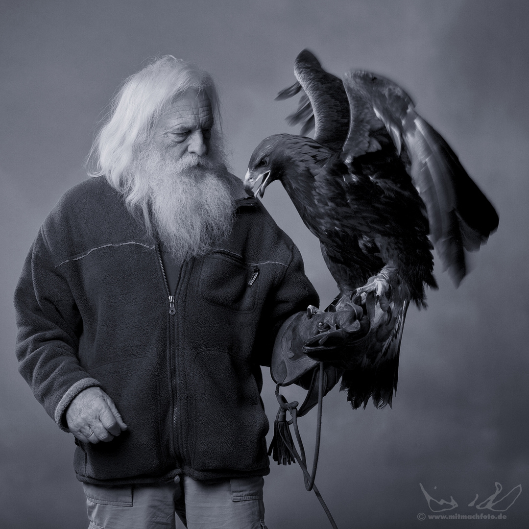 Falkner Schnurbusch mit Steinadler