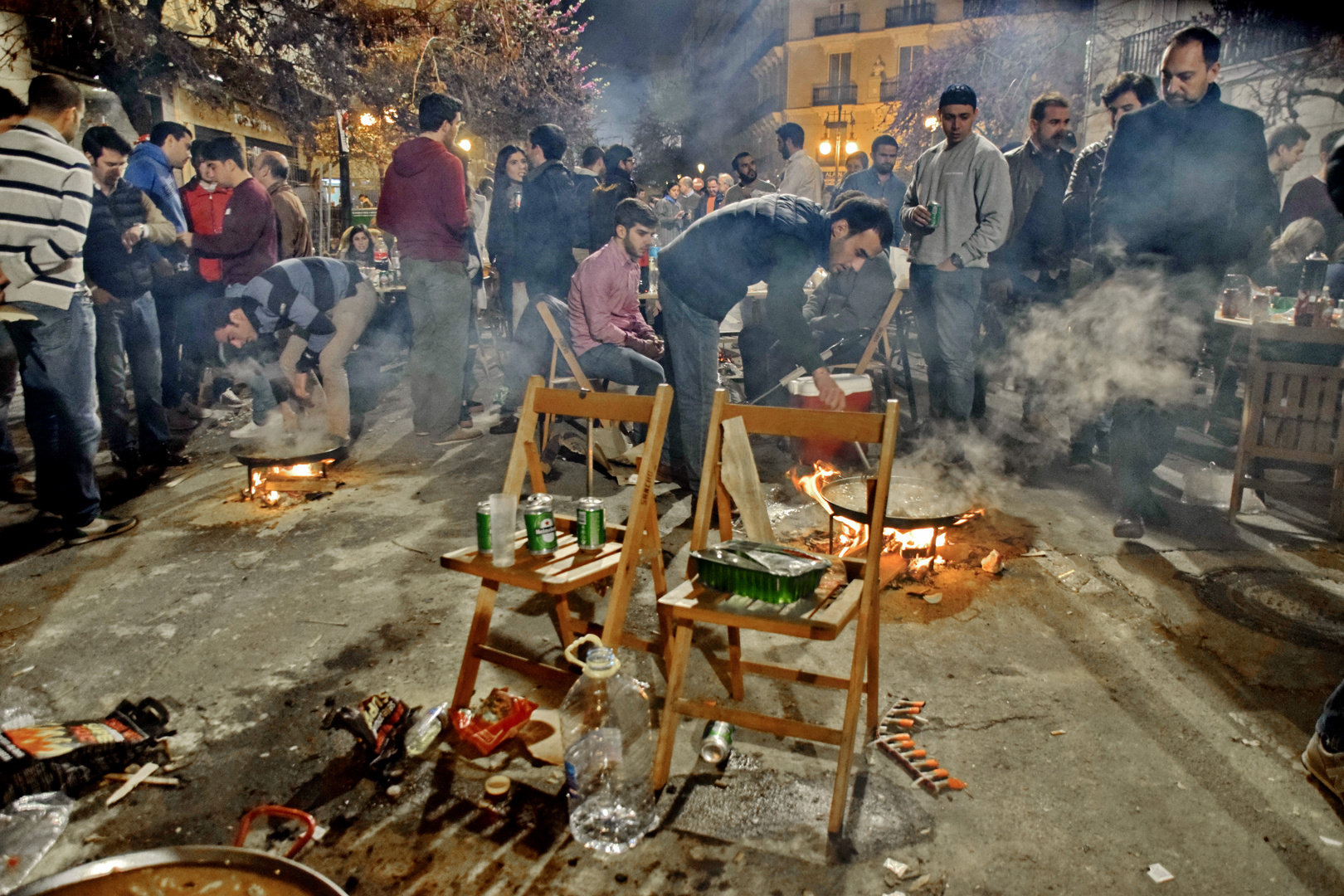 Fallas -  Straßenfeste nach Mitternacht