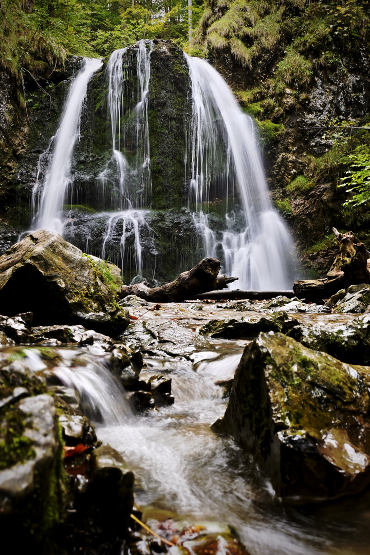 Fallen und fließen