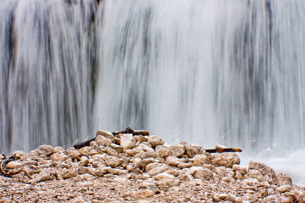 Fallende Wasser