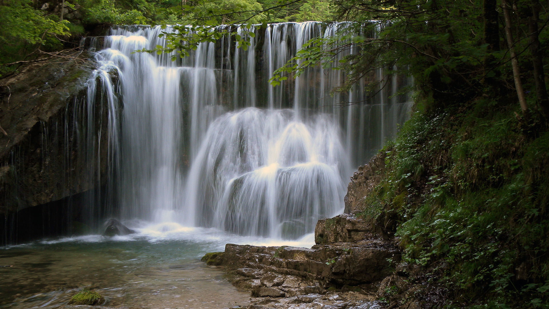 Fallende Wasser