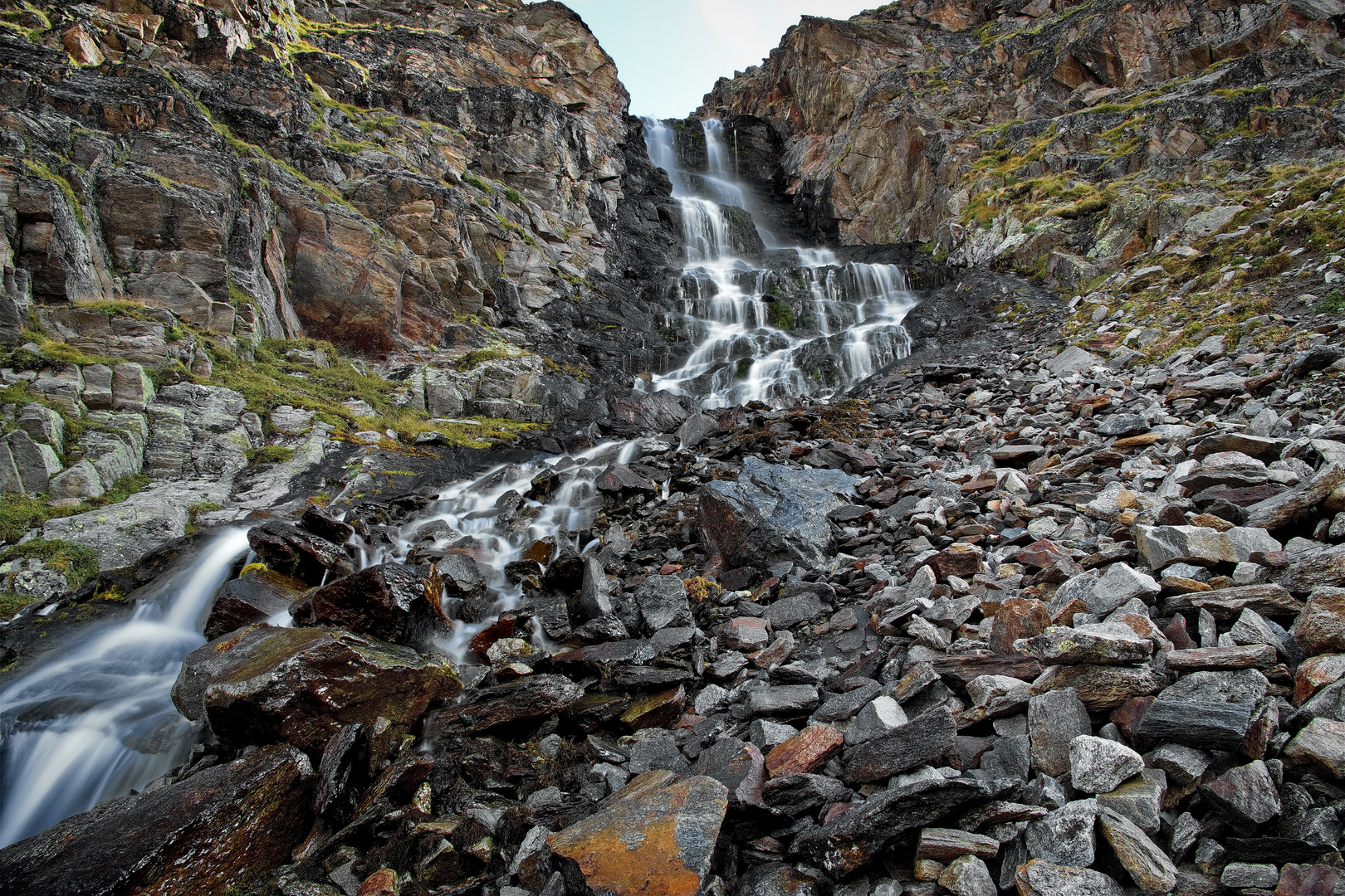 Fallendes Wasser