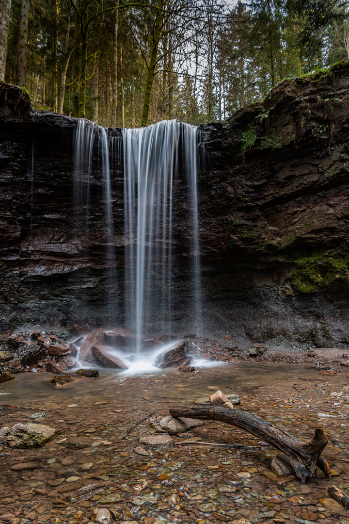 Fallendes Wasser