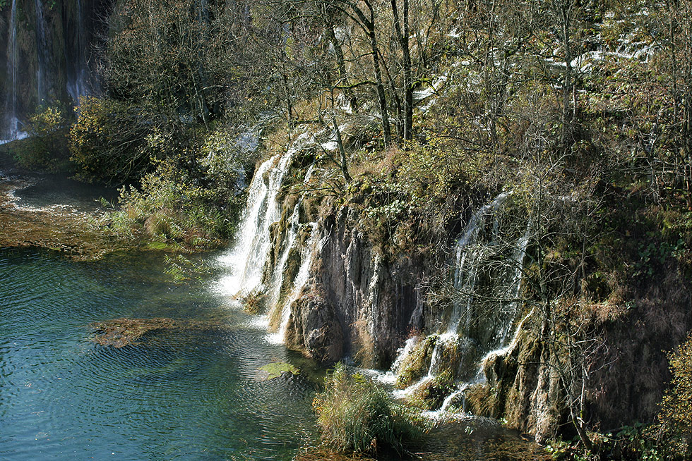 fallendes Wasser von Plitvice