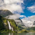 falling waters - im Milford Sound