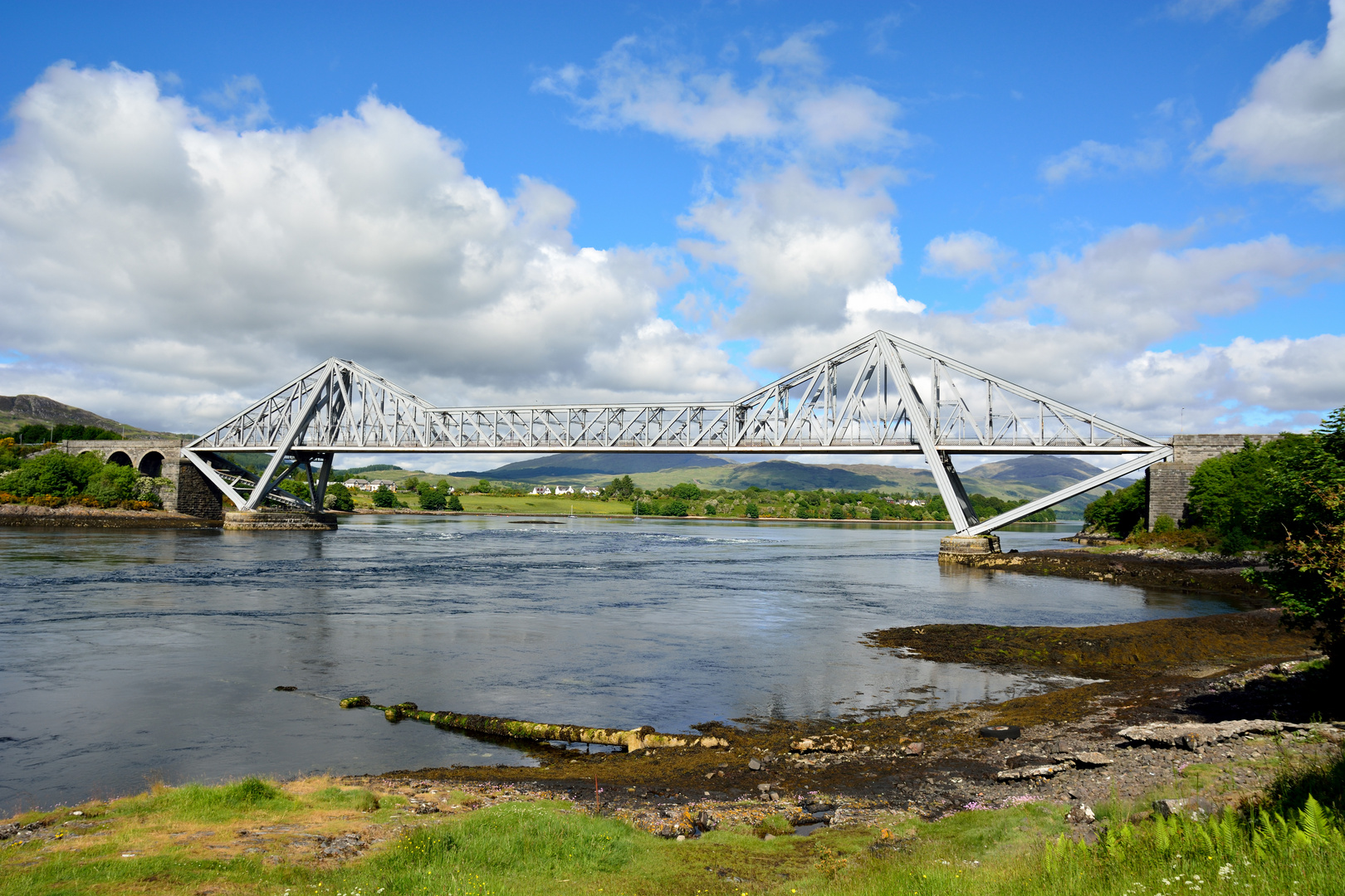 Falls of Lora