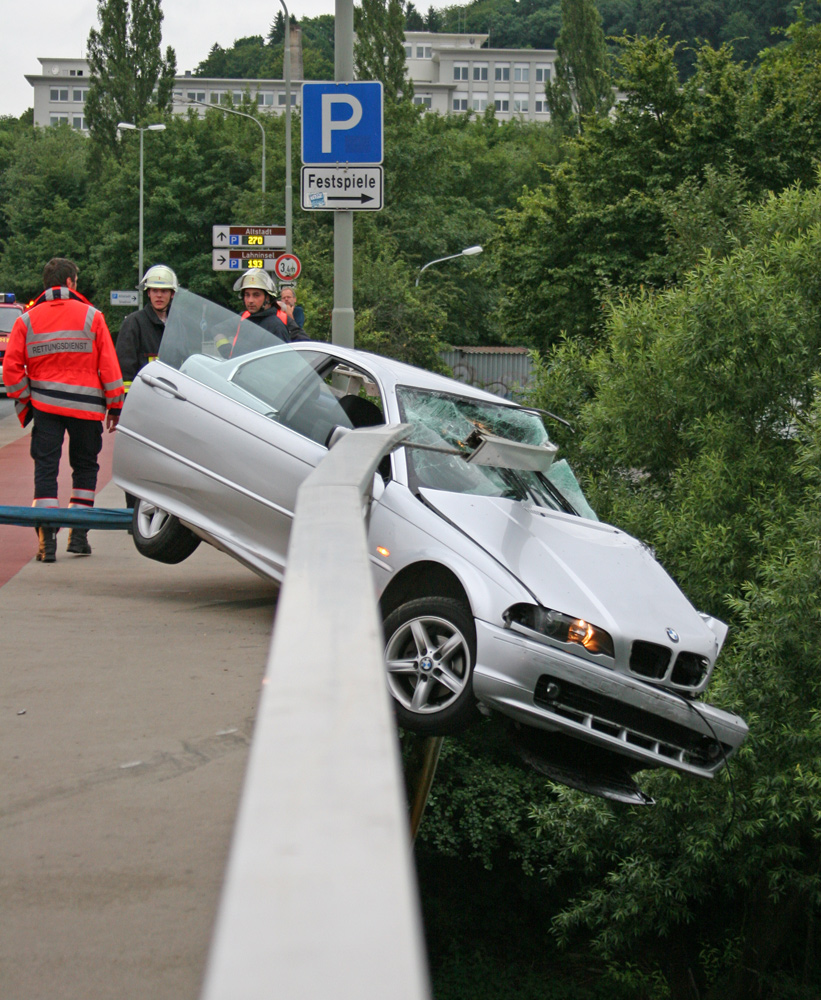 Falsche Abkürzung zum Parkplatz!