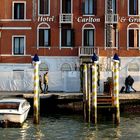 Falsche Nikoläuse haben es in Venedig schwehr......