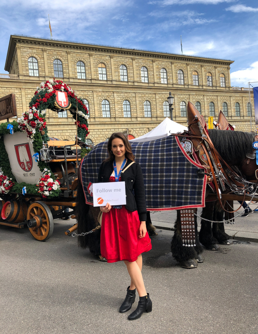 Faltin Travel Oktoberfest Hostess