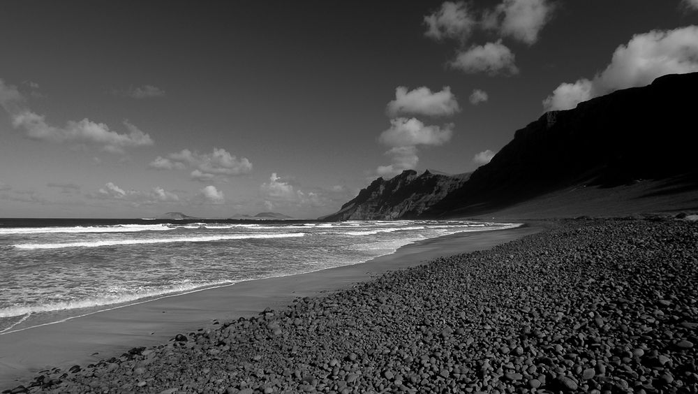 Famara