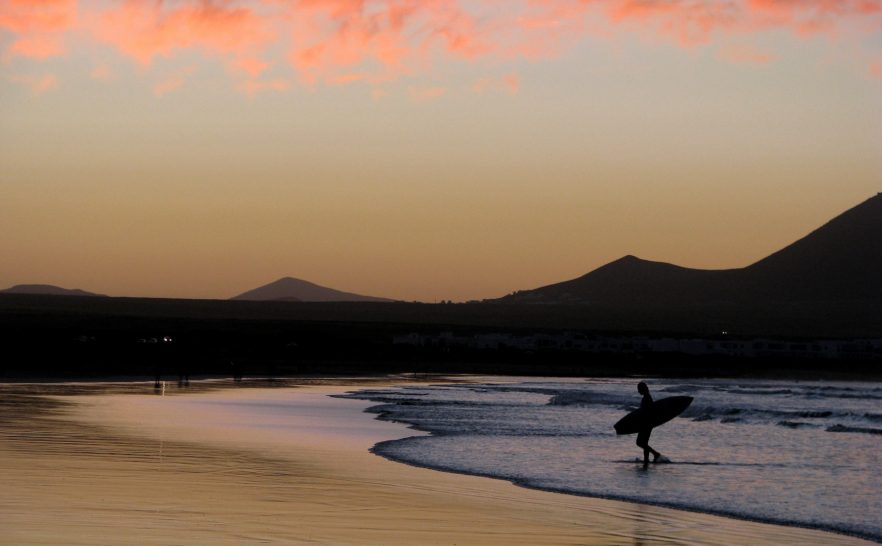 famara beach