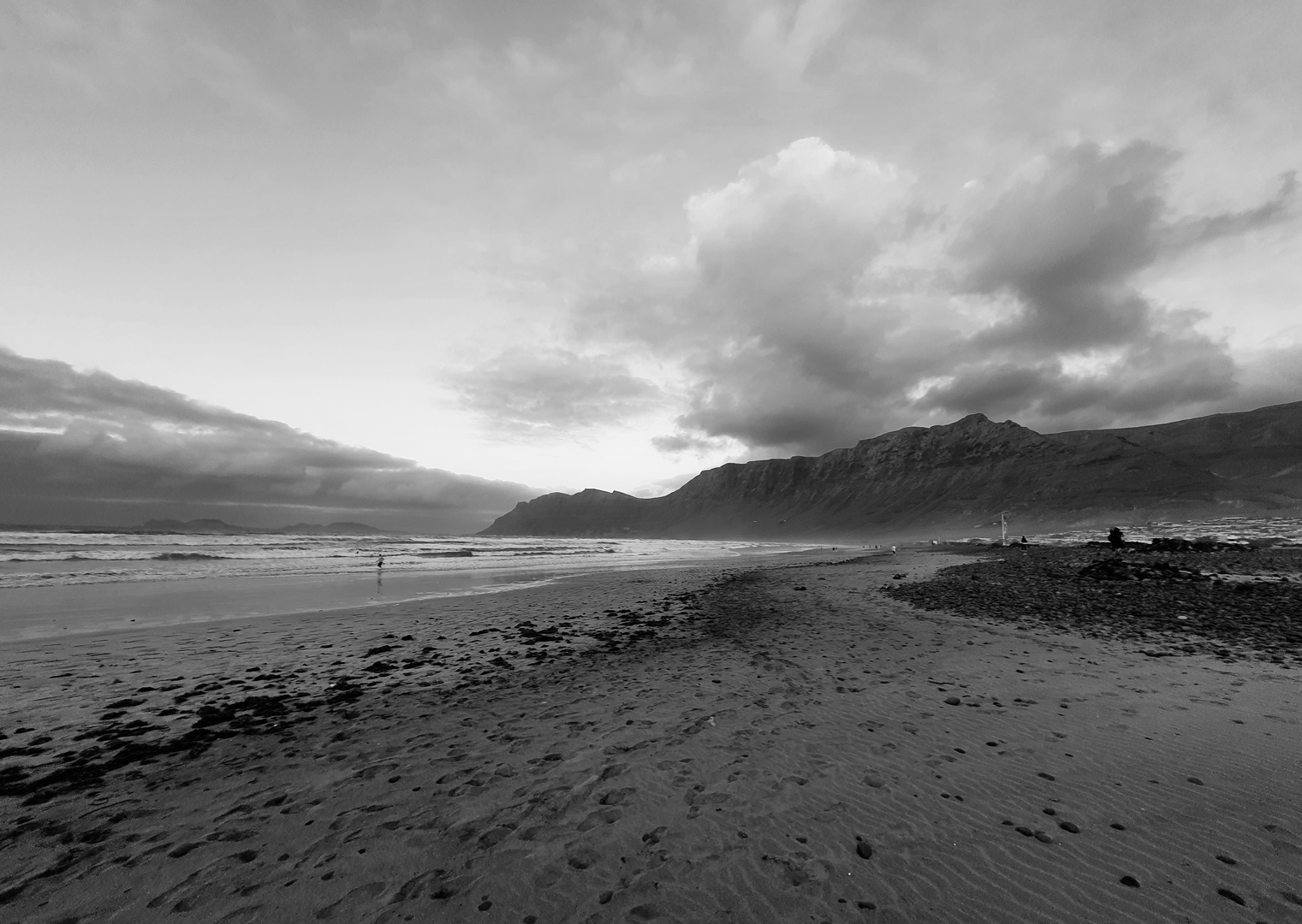 Famara Beach