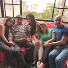 Familia con abuelo