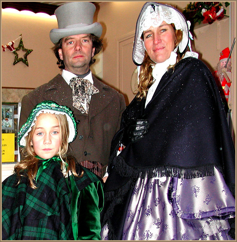 Familie beim Dickens Festival