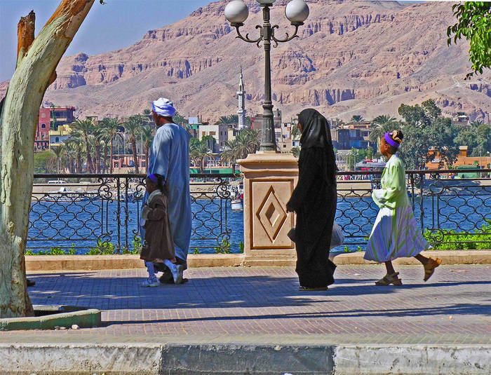 Familienausflug am Nil in Luxor