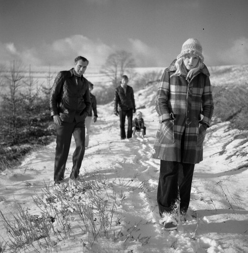 Familienausflug im Schnee