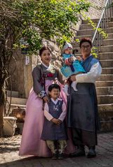 Familienfoto im Bukchon Hanok Village