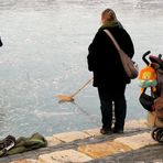 Familienfreude im Winter