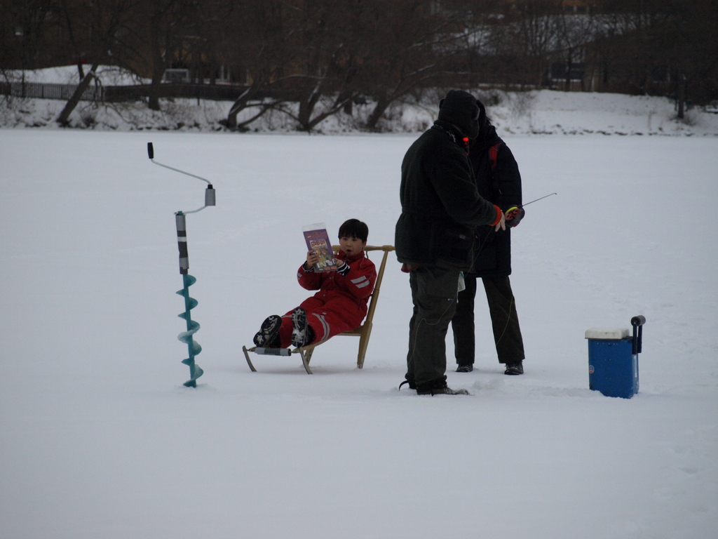 Family meeting on ice