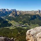 Fantastisch ist der Ausblick vom Gipfelkreuz auf dem Heiligkreuzkofel 2907 m...