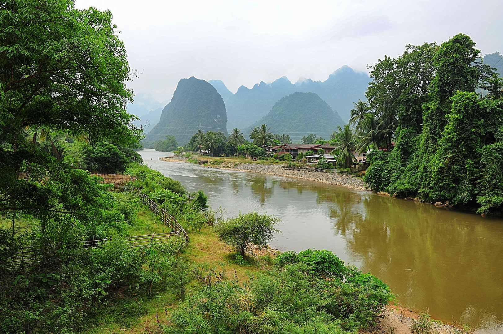 fantastischer Ausblick im Norden von Vang Vieng