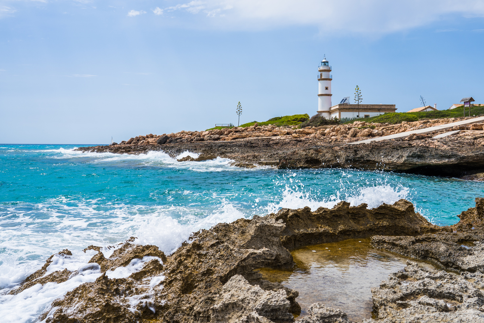 Far des Cap de ses Salines