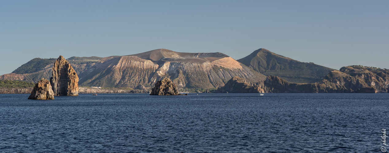 Faraglioni di Lipari