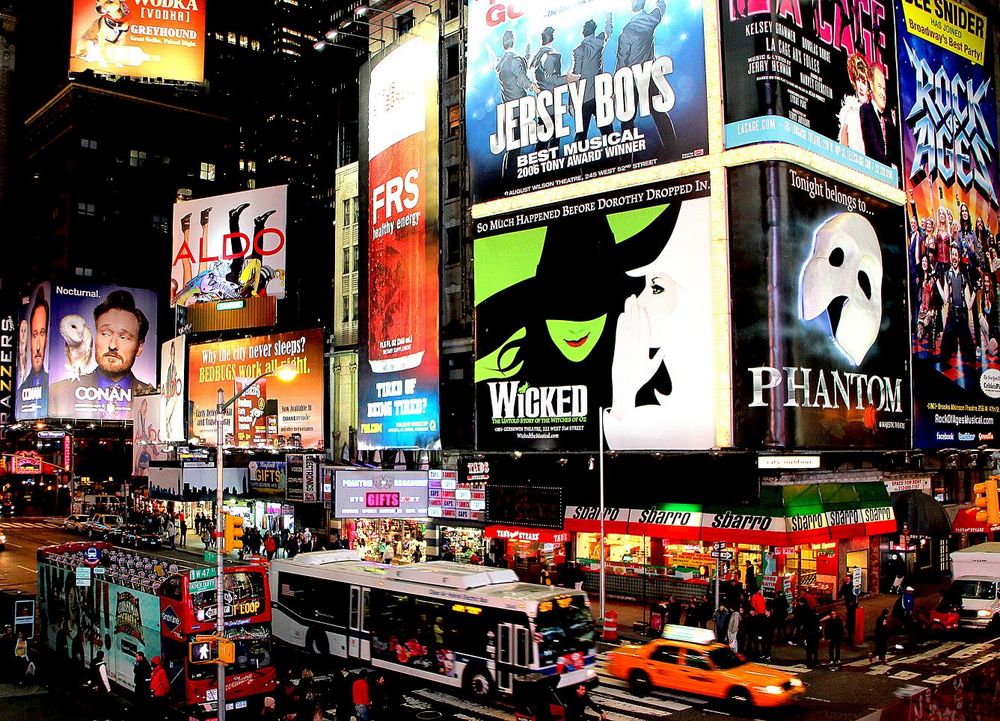Farben am Broadway NYC von lya von falkenstein 