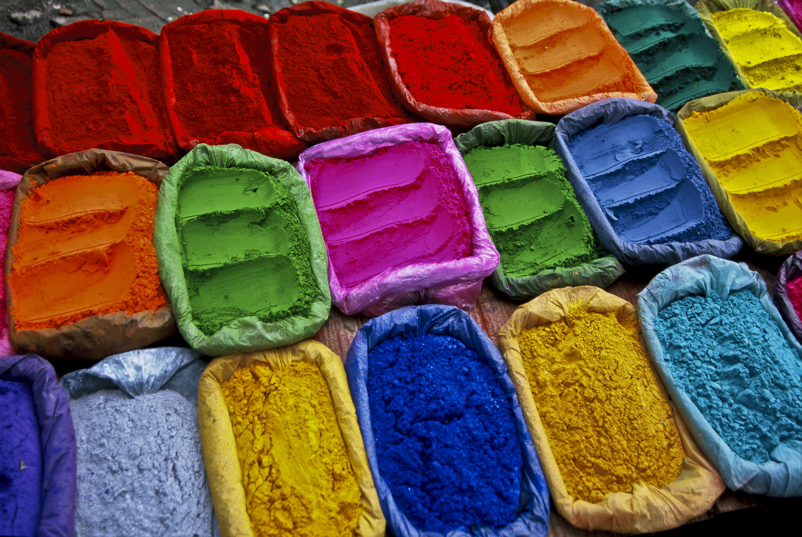 Farben am Markt in Kathmandu