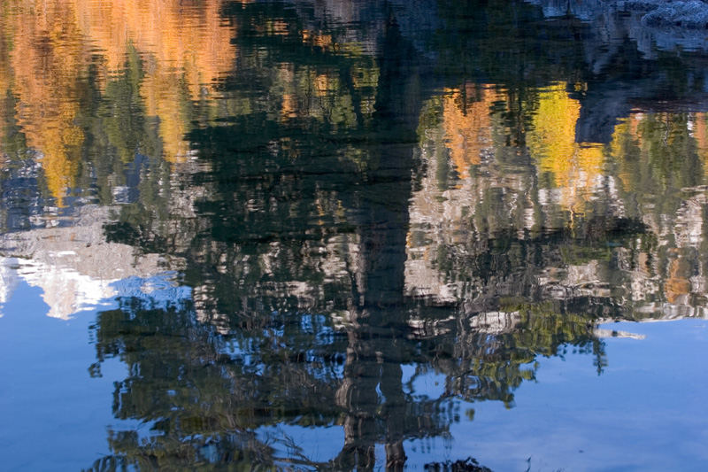 Farben des Herbstes - Spiegelung