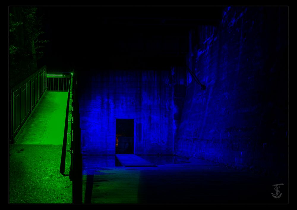 Farben in der Nacht Foto & Bild | architektur, architektur bei nacht