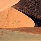 Farben und Contouren von Sossusvlei - Curves and textures