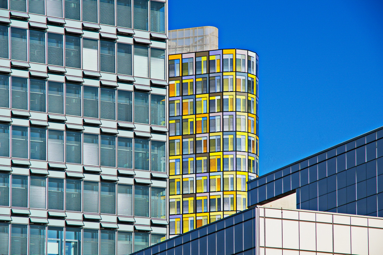 Farben und Formen in der Stadt Architektur