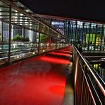 Farben und Linien ... Brücke zur Autostadt