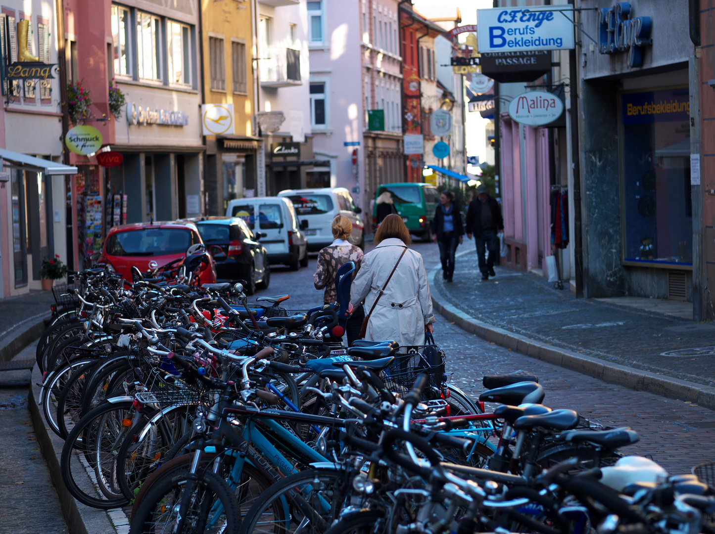 Farbenfrohe Fahrradstadt 