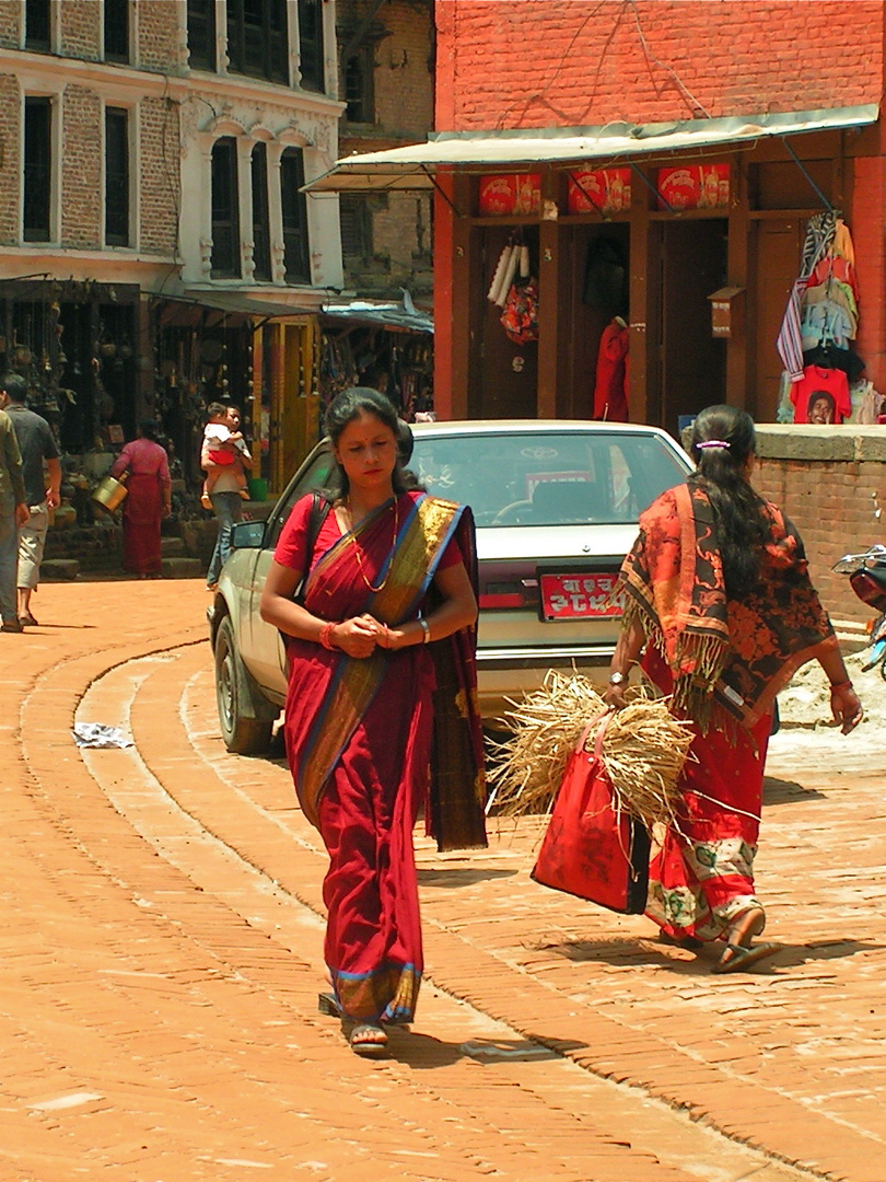 Farbenfrohe Schönheiten in Nepal