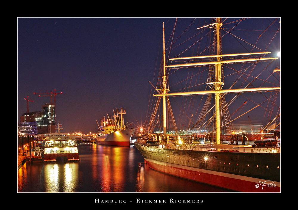 Farbenfroher Hafen