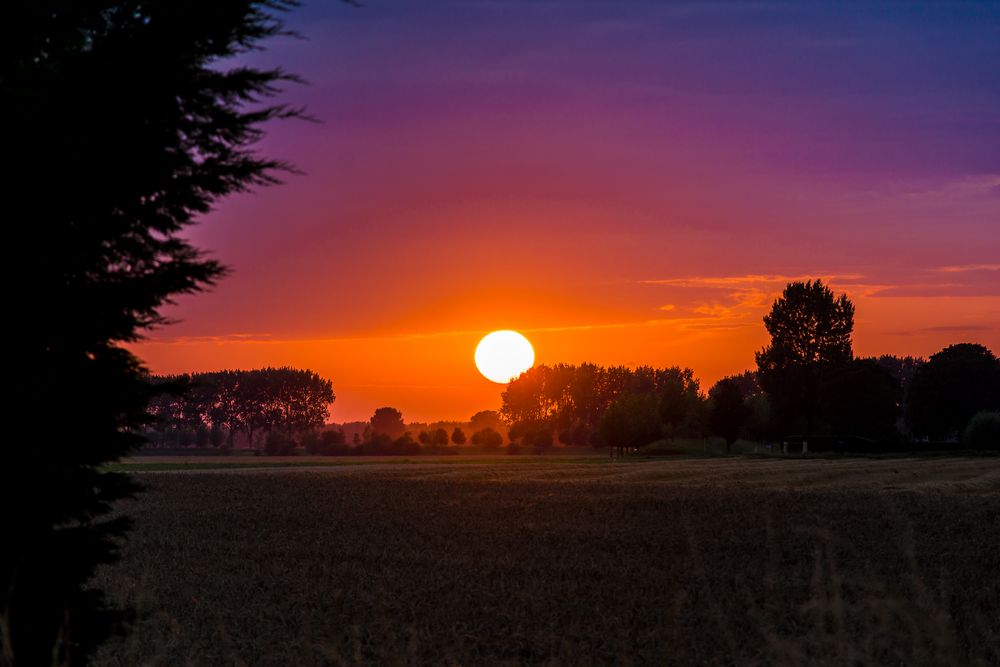 Farbenfroher Sonnenuntergang