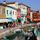 farbenfrohes Burano im Frühjahr