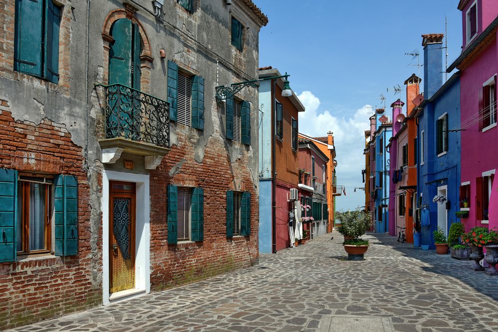 Farbenfrohes Burano  - Venedigs schönste Schwester -