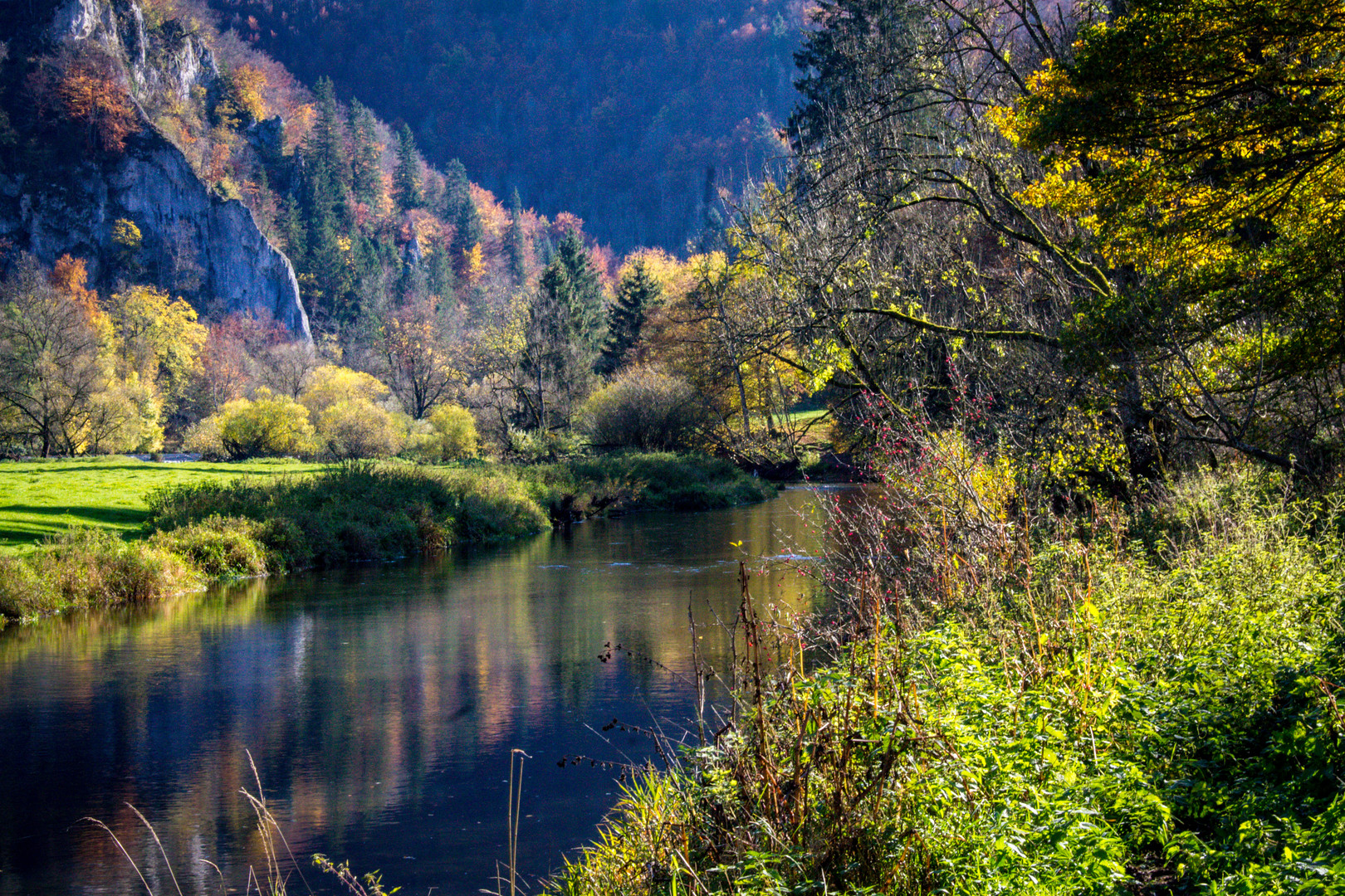 Farbenrausch an der Donau