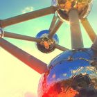 Farbenspiel am Atomium