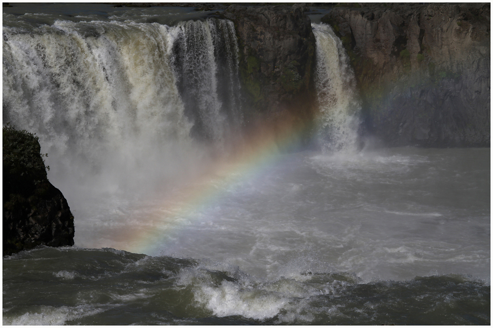 Farbenspiel am Godafoss