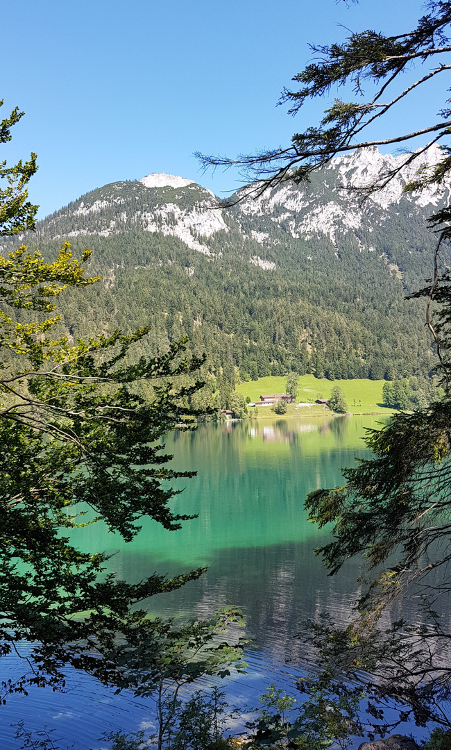 Farbenspiel am Hintersteiner See