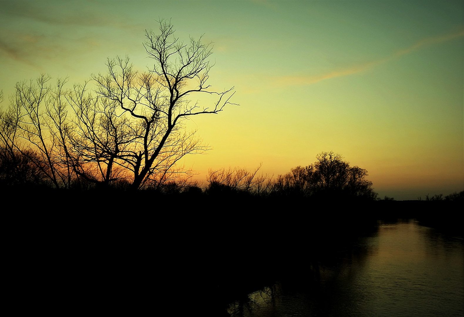  ... Farbenspiel an der Siegaue nach Sonnenuntergang ...