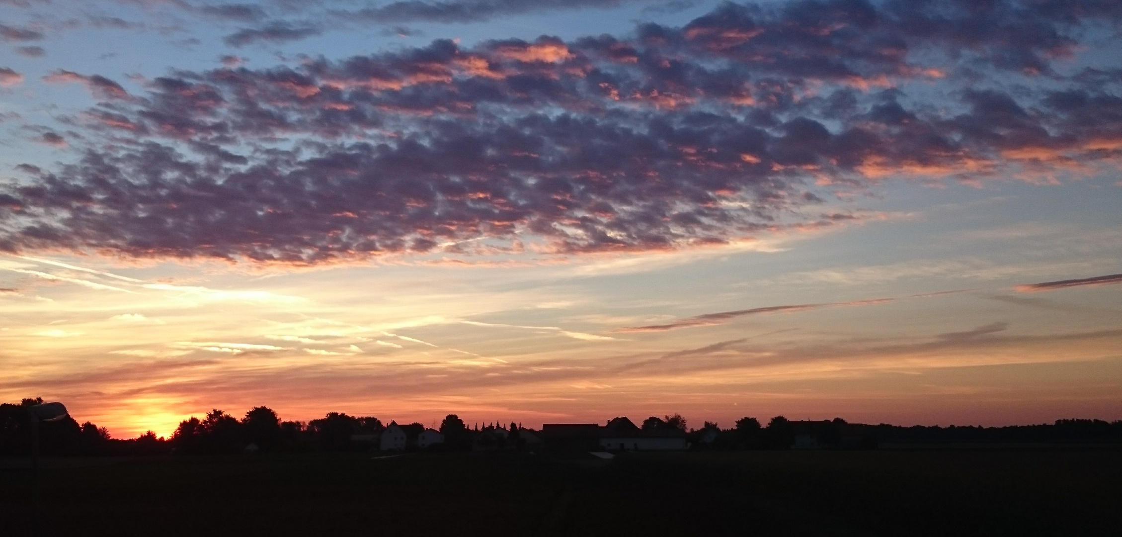 Farbenspiel bei Sonnenaufgang