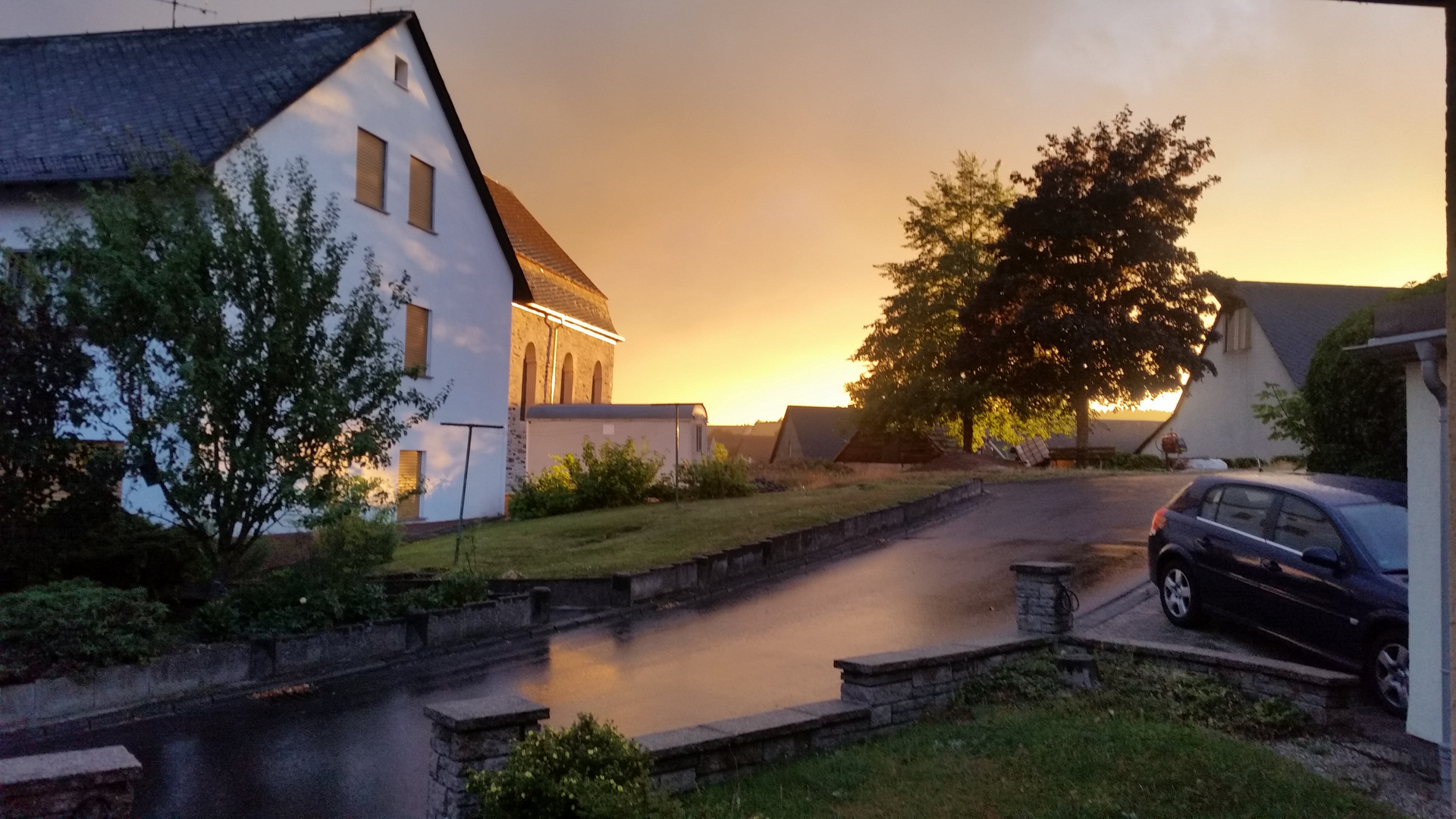 Farbenspiel nach Gewitter