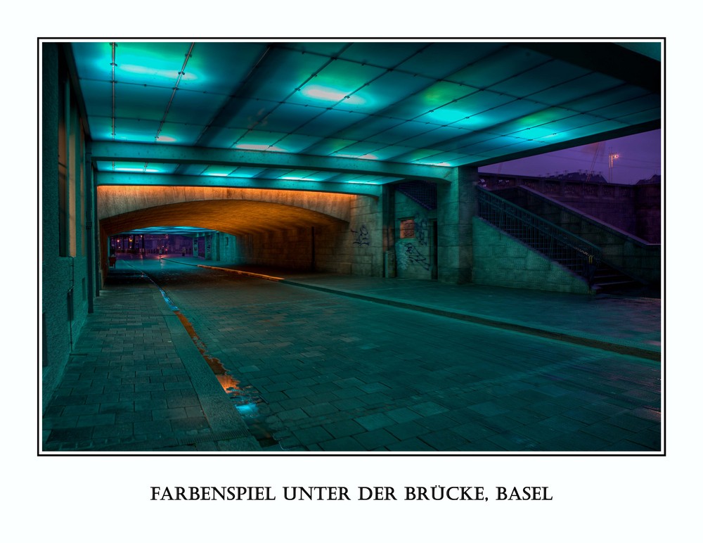 Farbenspiel unter der Brücke in Basel